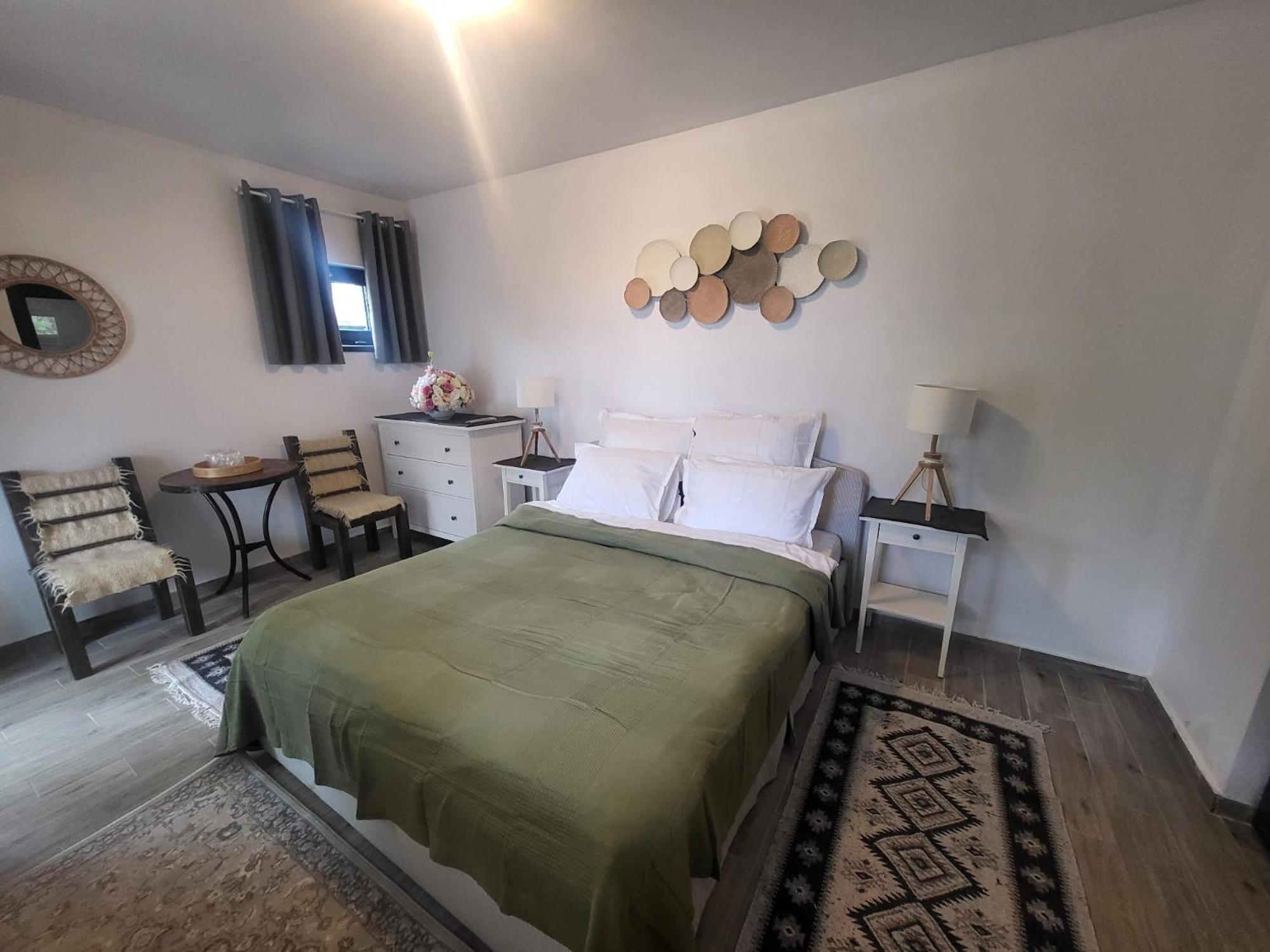 Pensiunea Casa Dacilor Podeni Exteriör bild